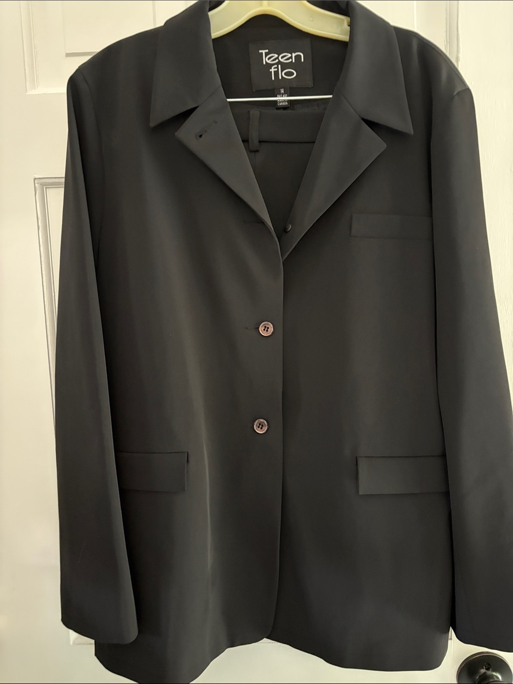 Teenflo Women's Black Relaxed Notch Collar Blazer